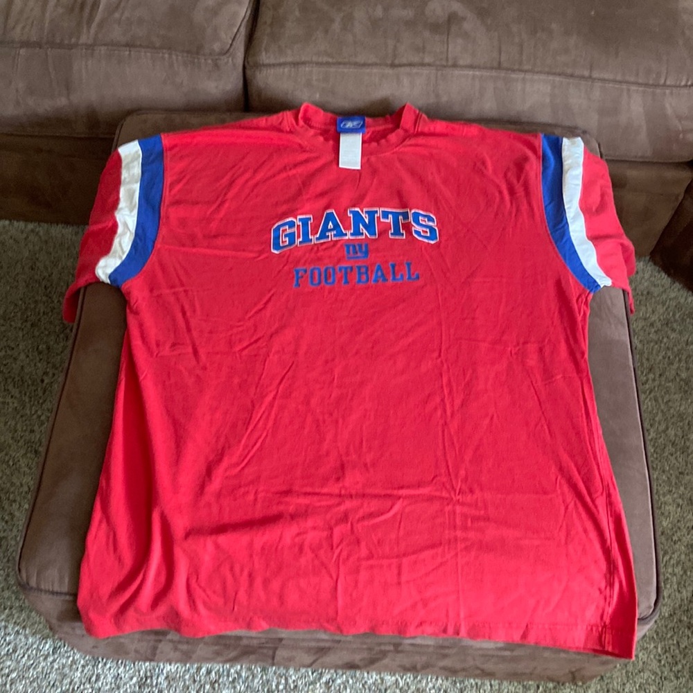 New York Giants cotton T-shirt.  Sized 2XL.